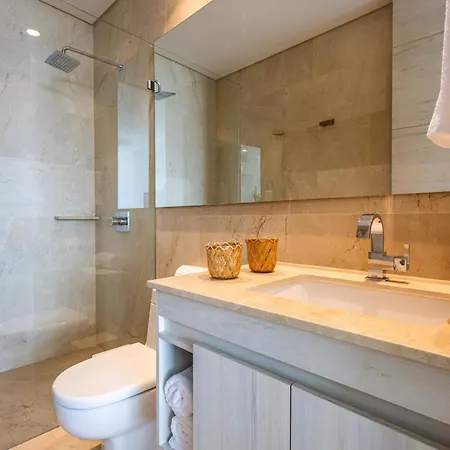 Apartamento 4br Seaview At Calablanca D5